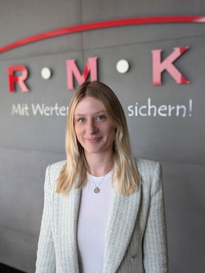 Jessica_RMKLogo400_4zu3